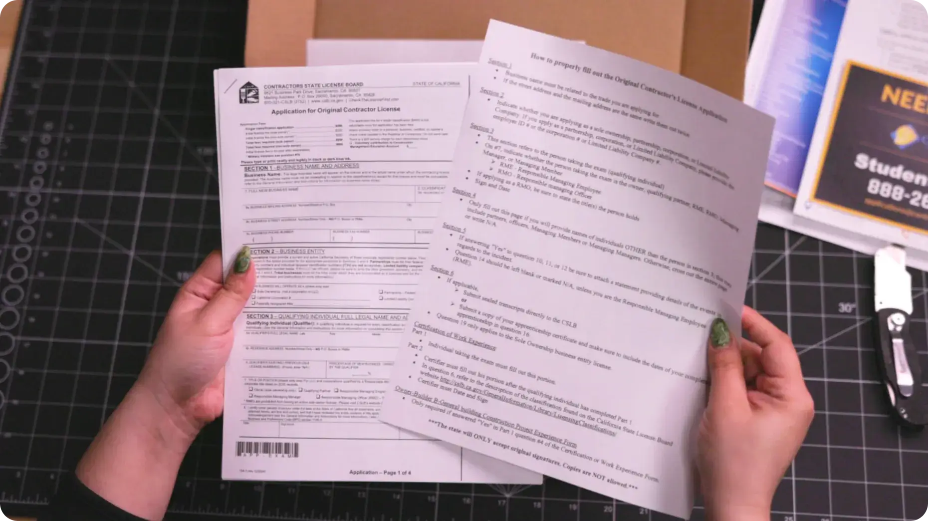 Estudiantes preparándose para exámenes de licencia